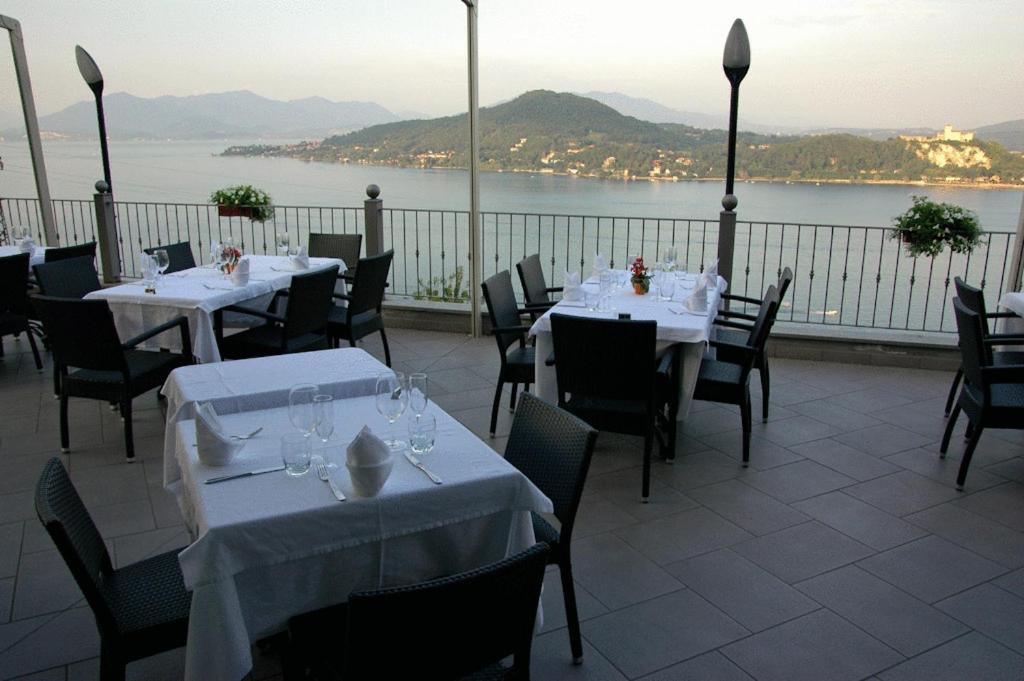 Hotel Ristorante San Carlo Arona Esterno foto