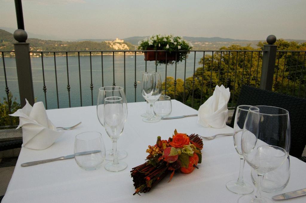 Hotel Ristorante San Carlo Arona Esterno foto