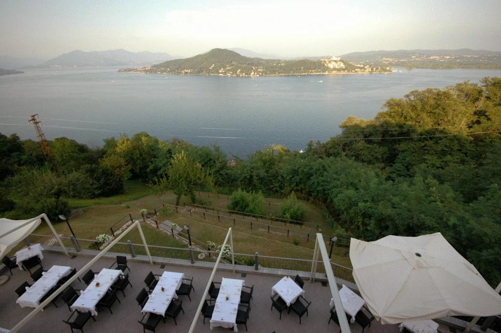 Hotel Ristorante San Carlo Arona Esterno foto