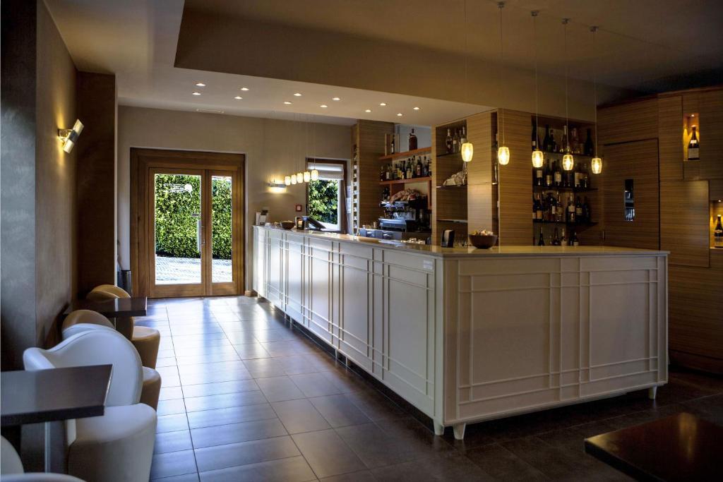 Hotel Ristorante San Carlo Arona Esterno foto